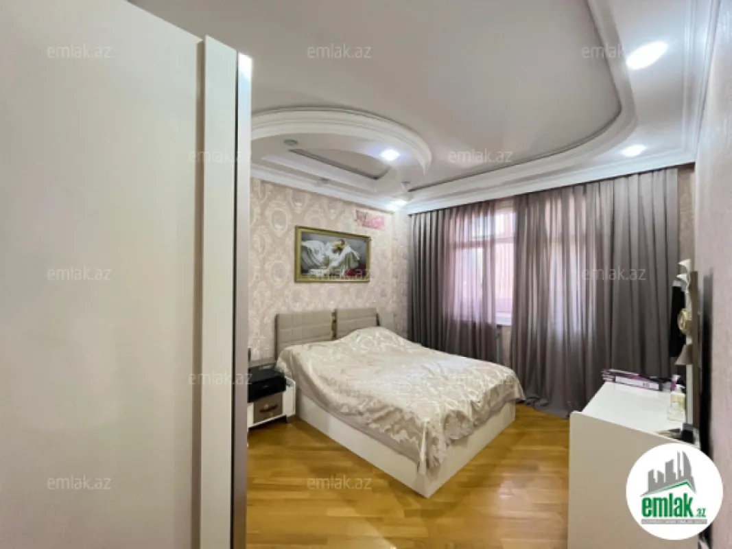 Satılır 4 otaqlı yeni tikili 161 m²