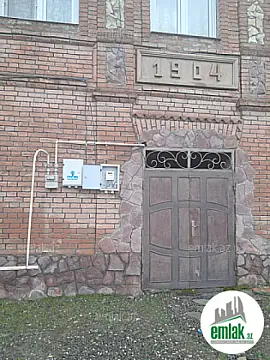 Satılır 3 otaqlı köhnə tikili 74 m²