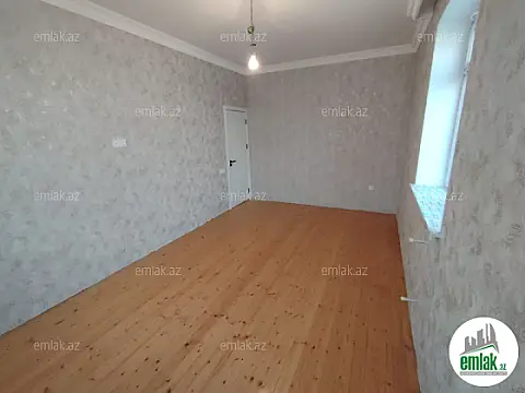 Satılır 5 otaqlı həyət evi 140 m²