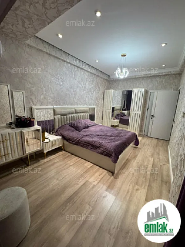 Satılır 3 otaqlı yeni tikili 128 m²