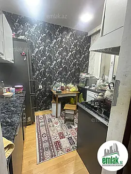 Satılır 3 otaqlı köhnə tikili 60 m²