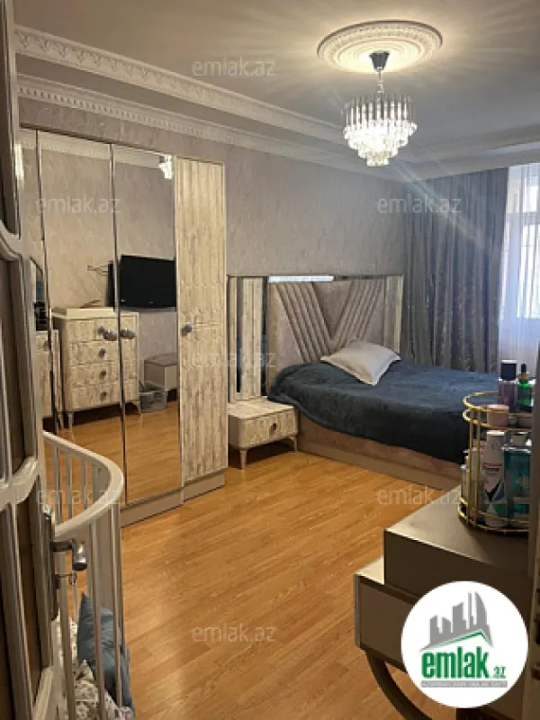 Satılır 3 otaqlı köhnə tikili 73 m²