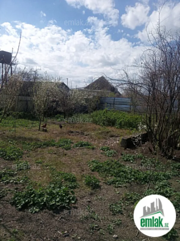 Satılır torpaq sahəsi 8 m²