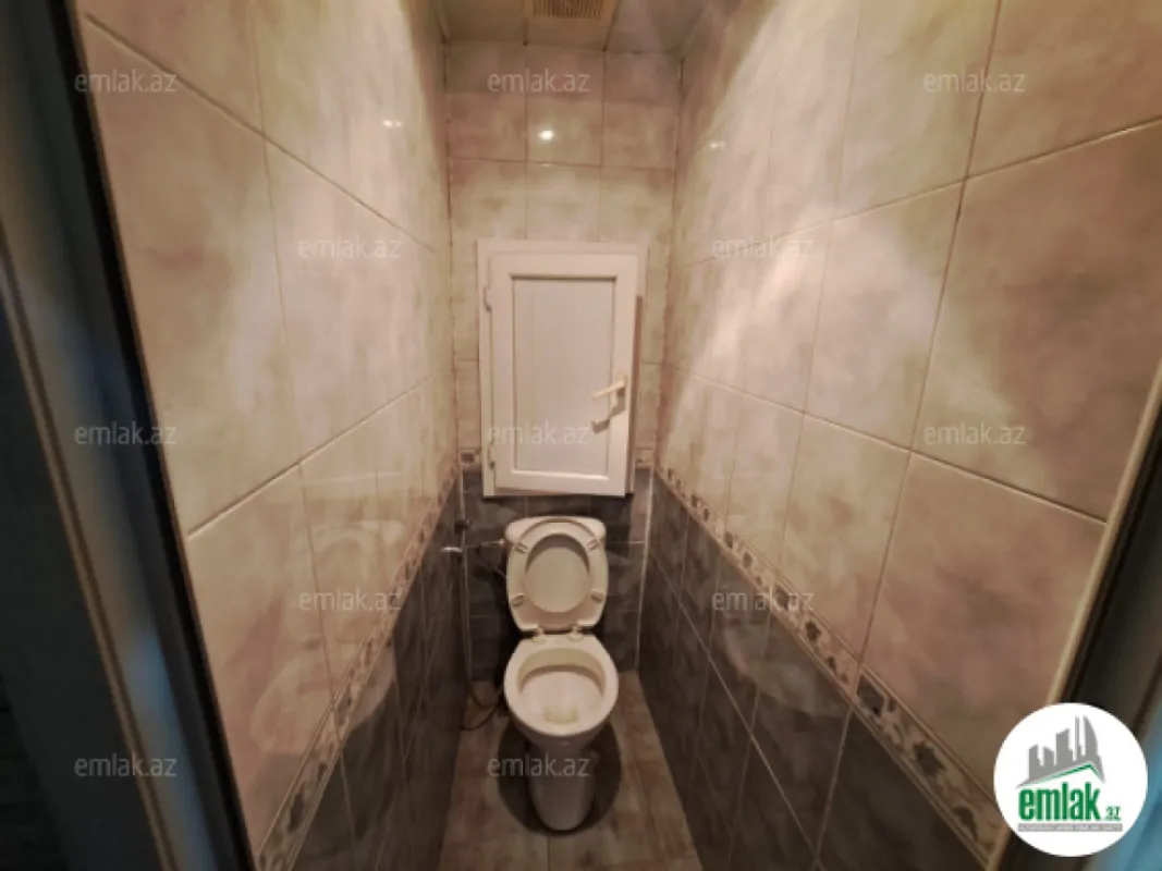 Satılır 2 otaqlı köhnə tikili 70 m²