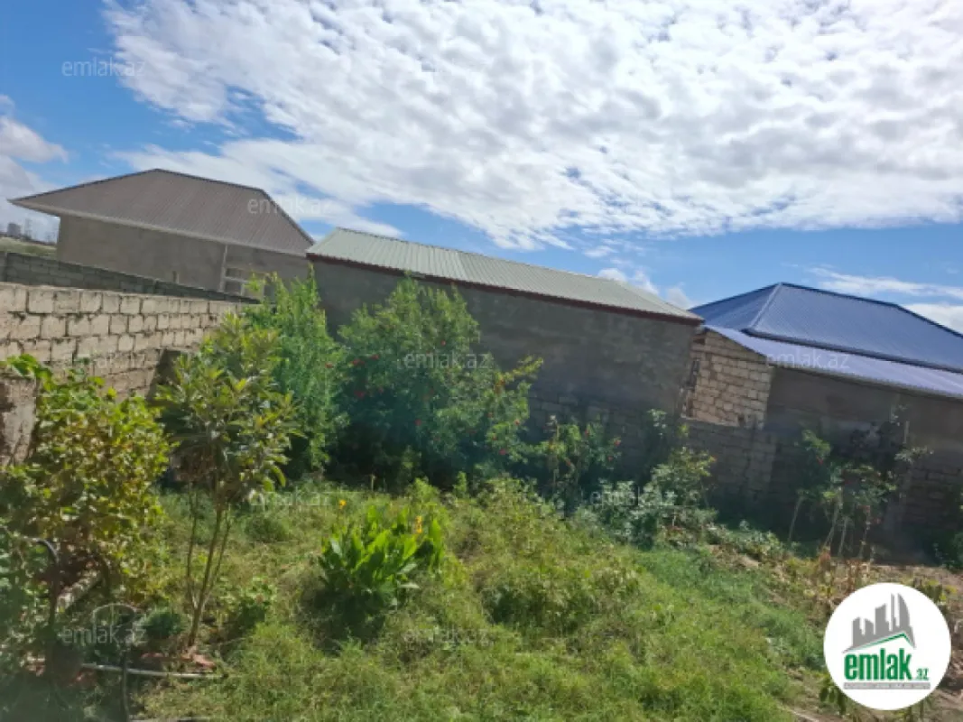 Satılır 3 otaqlı həyət evi 160 m²