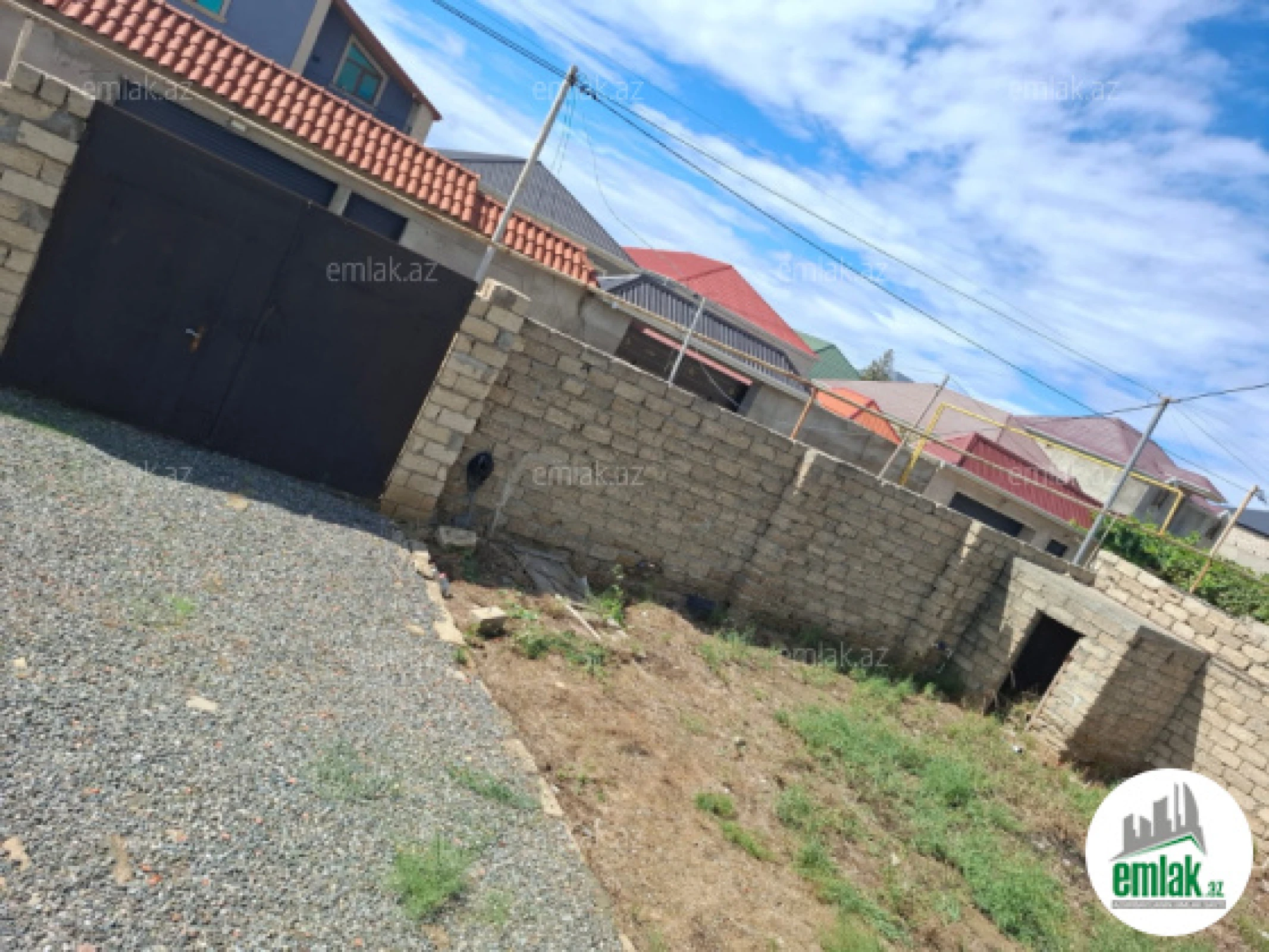 Satılır 3 otaqlı həyət evi 160 m²