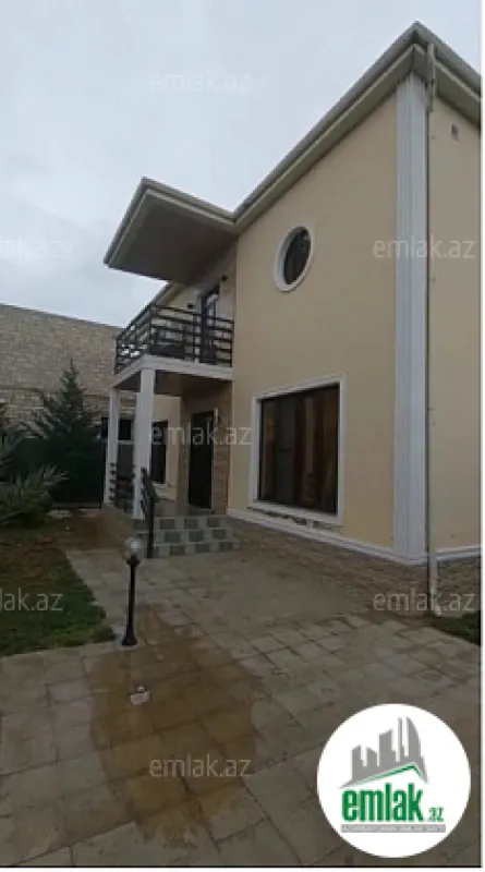 Satılır 5 otaqlı mənzil 240 m²