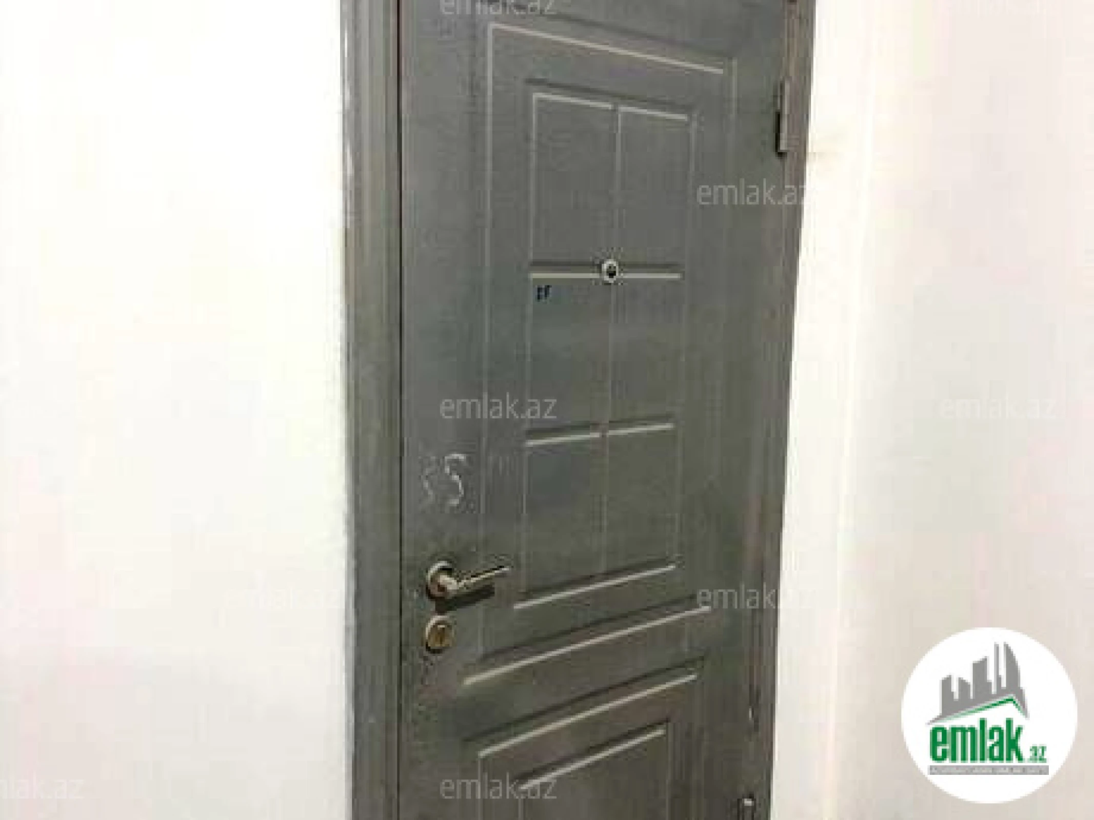 Satılır 3 otaqlı yeni tikili 97 m²