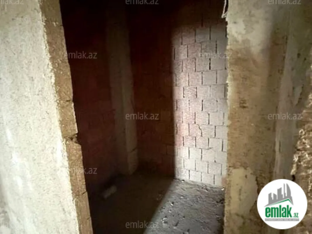 Satılır 3 otaqlı yeni tikili 97 m²