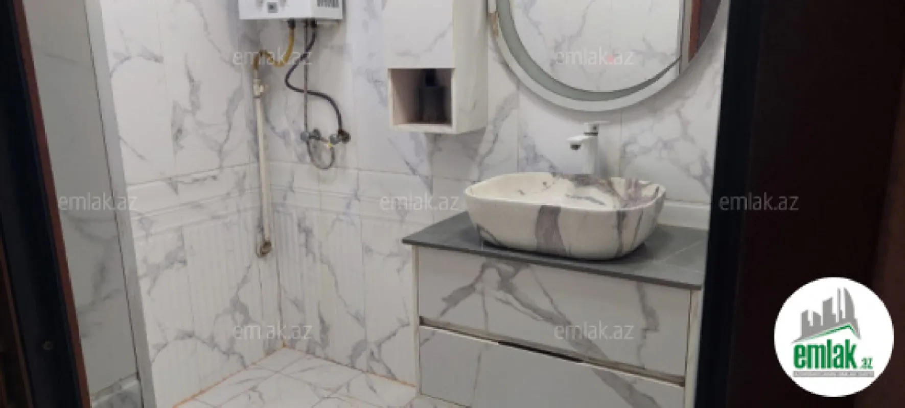 Satılır 3 otaqlı köhnə tikili 70 m²