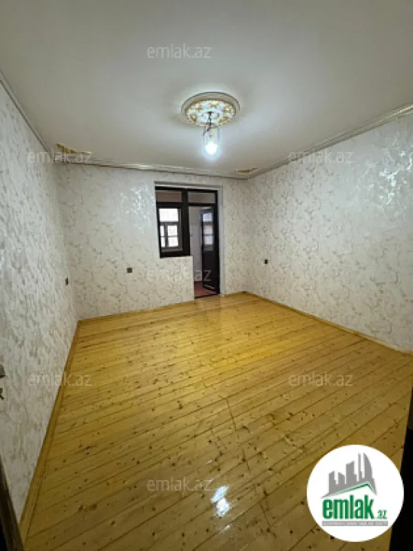 Satılır 3 otaqlı köhnə tikili 55 m²