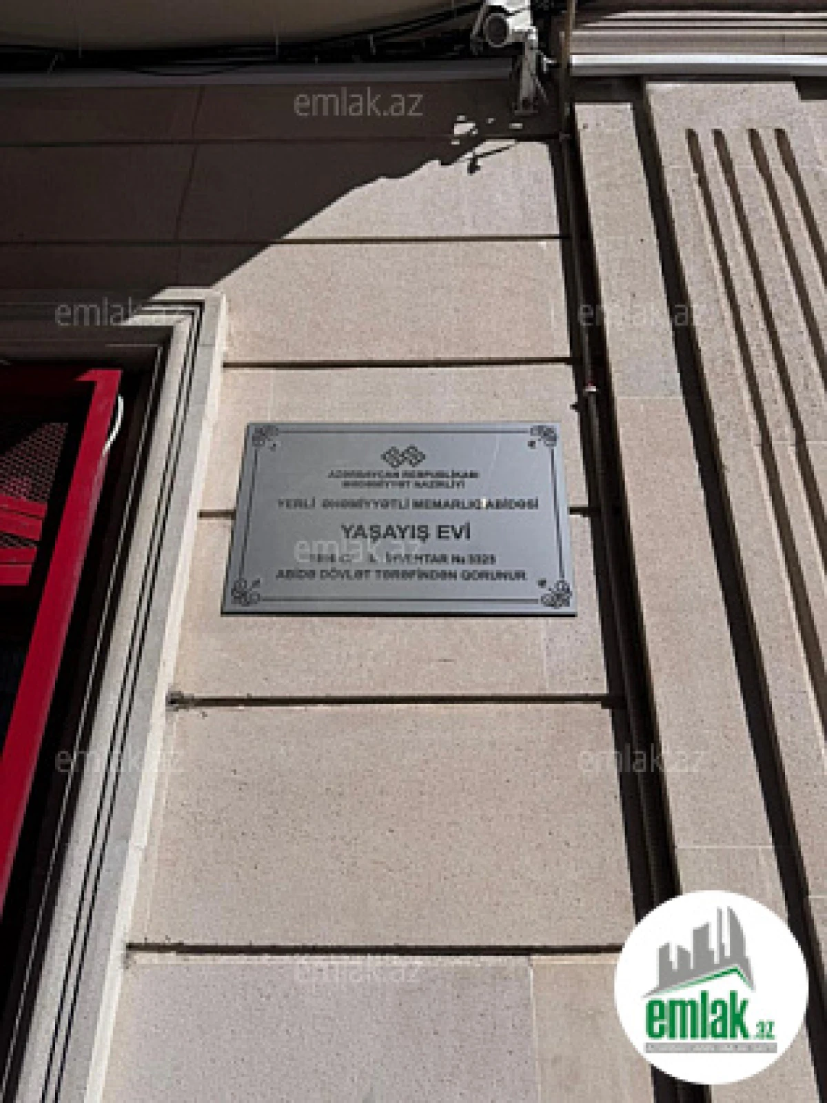 Satılır 2 otaqlı köhnə tikili 65 m²