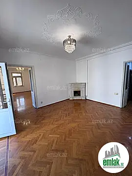 Satılır 2 otaqlı köhnə tikili 65 m²
