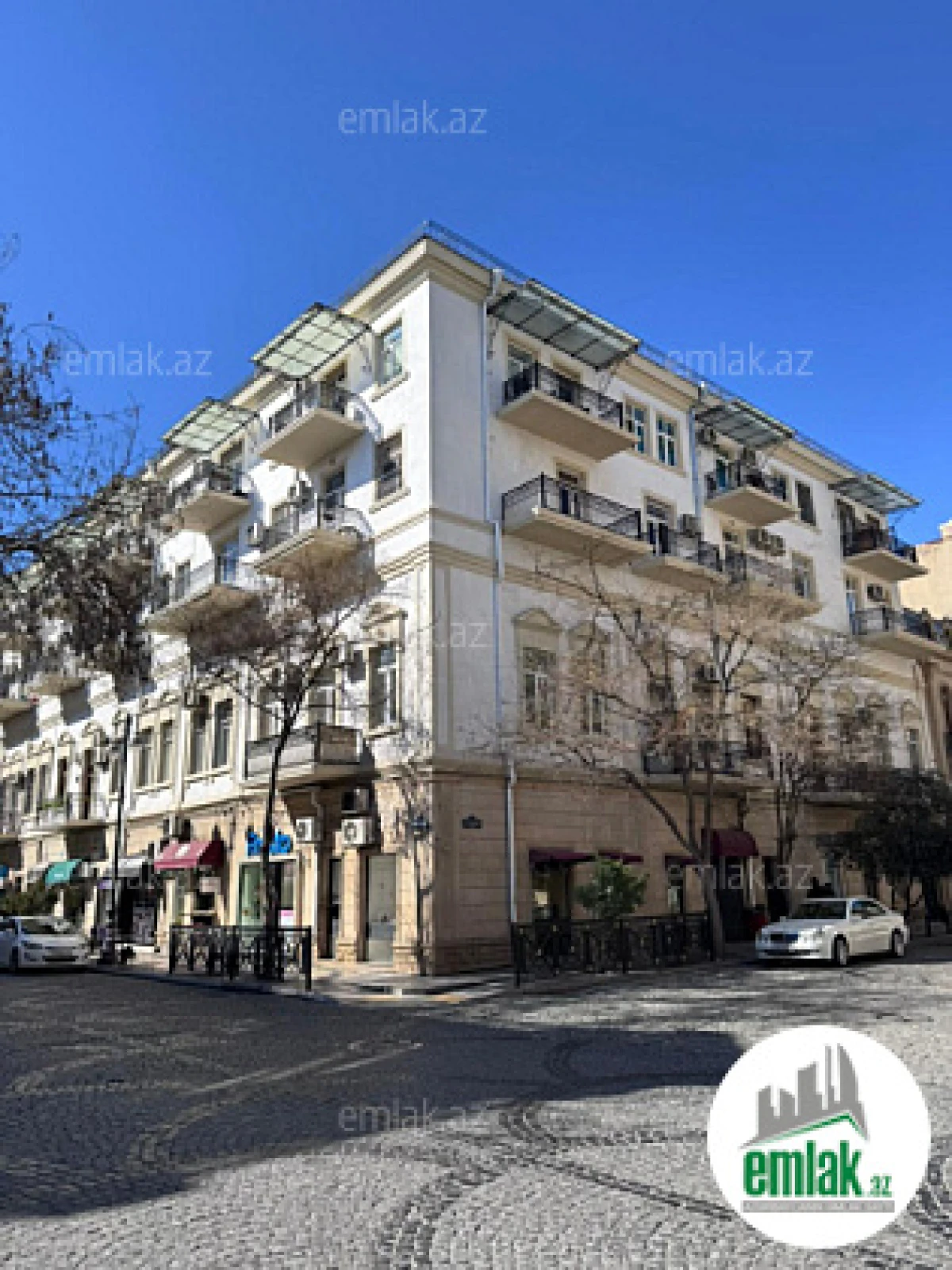 Satılır 2 otaqlı köhnə tikili 65 m²