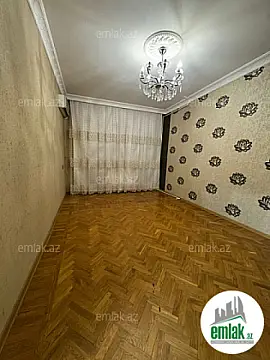Satılır 3 otaqlı köhnə tikili 85 m²