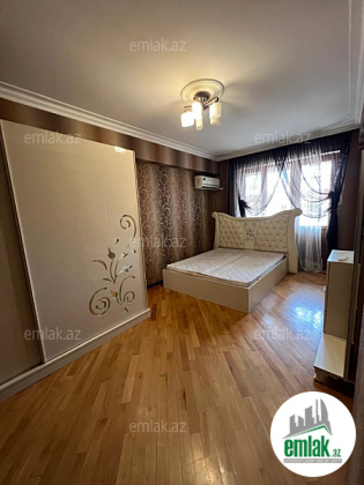 Satılır 3 otaqlı yeni tikili 107 m²