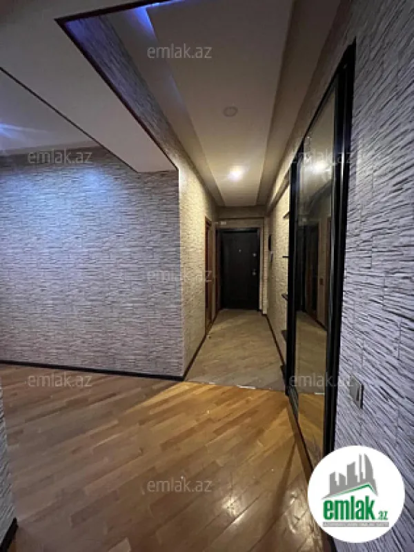 Satılır 3 otaqlı yeni tikili 107 m²