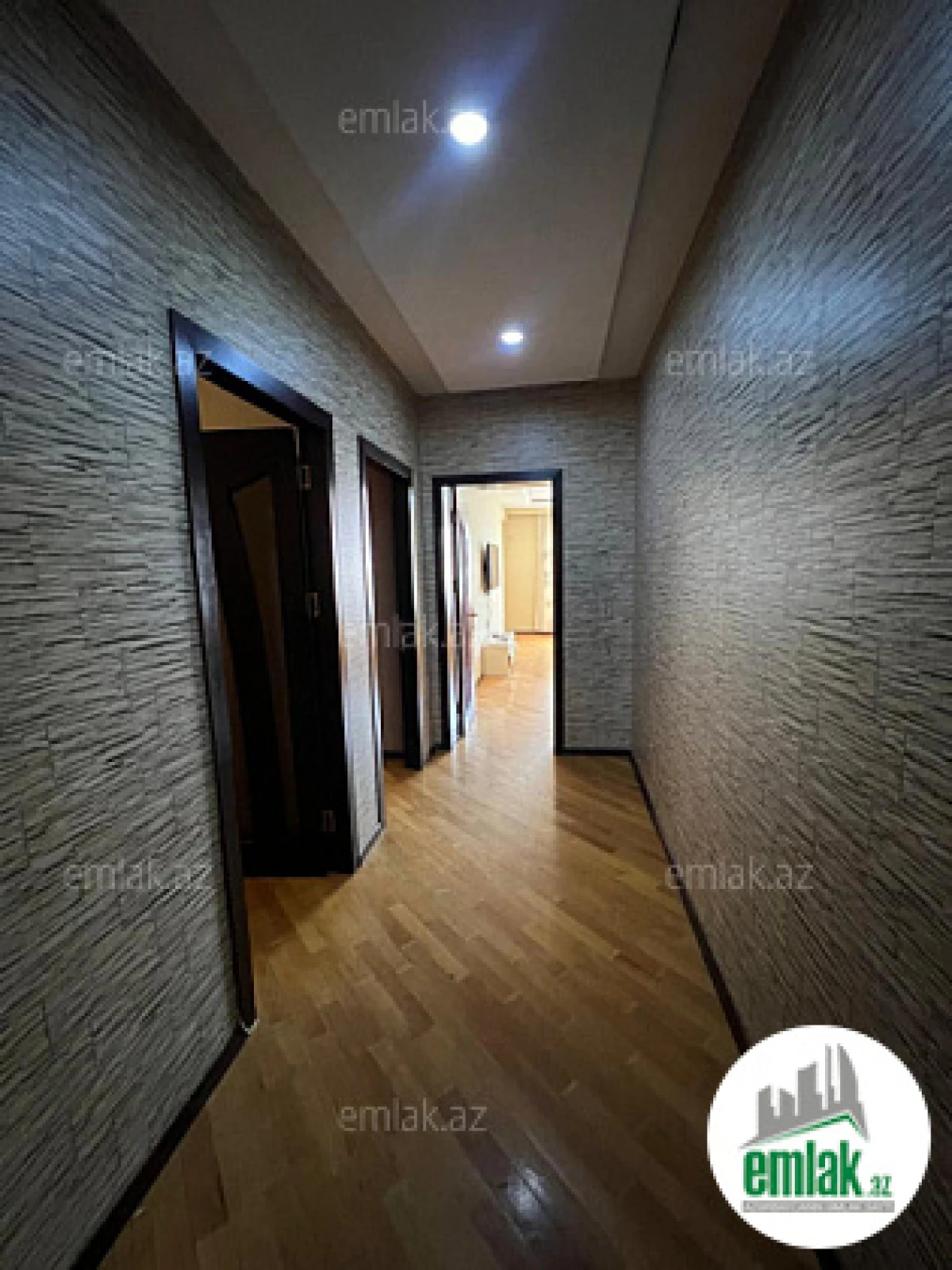 Satılır 3 otaqlı yeni tikili 107 m²