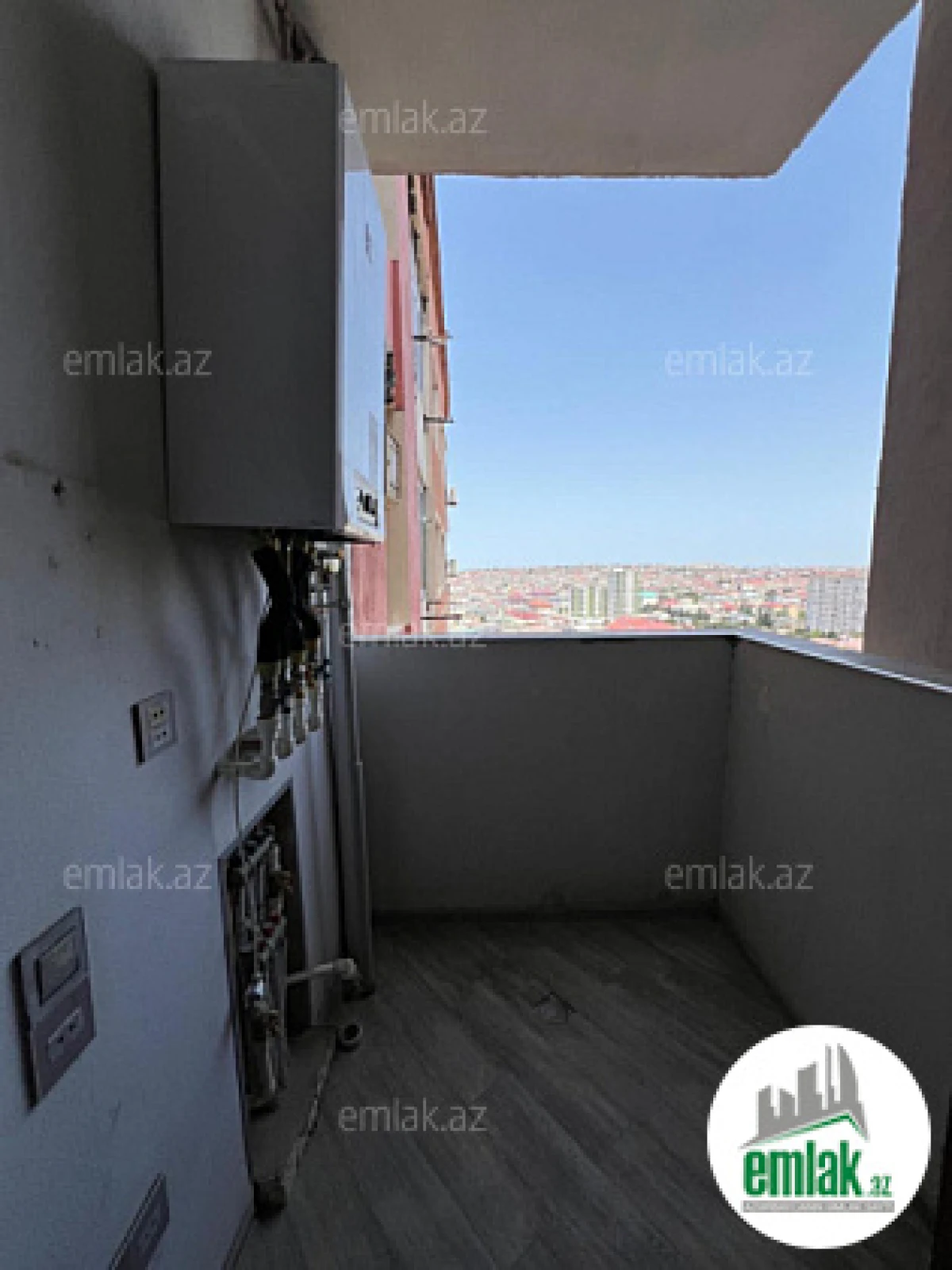 Satılır 3 otaqlı yeni tikili 107 m²