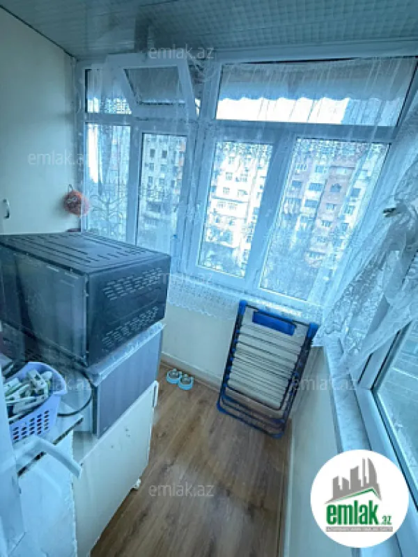 Satılır 2 otaqlı köhnə tikili 50 m²