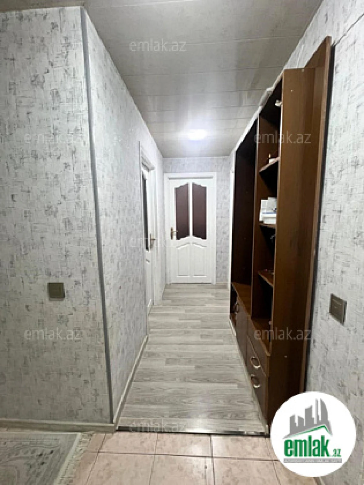Satılır 3 otaqlı köhnə tikili 72 m²