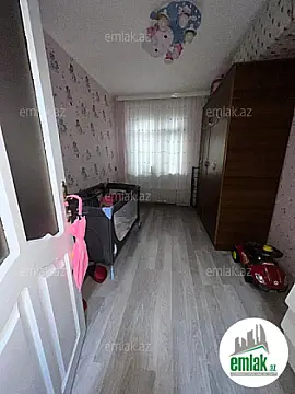 Satılır 3 otaqlı köhnə tikili 72 m²