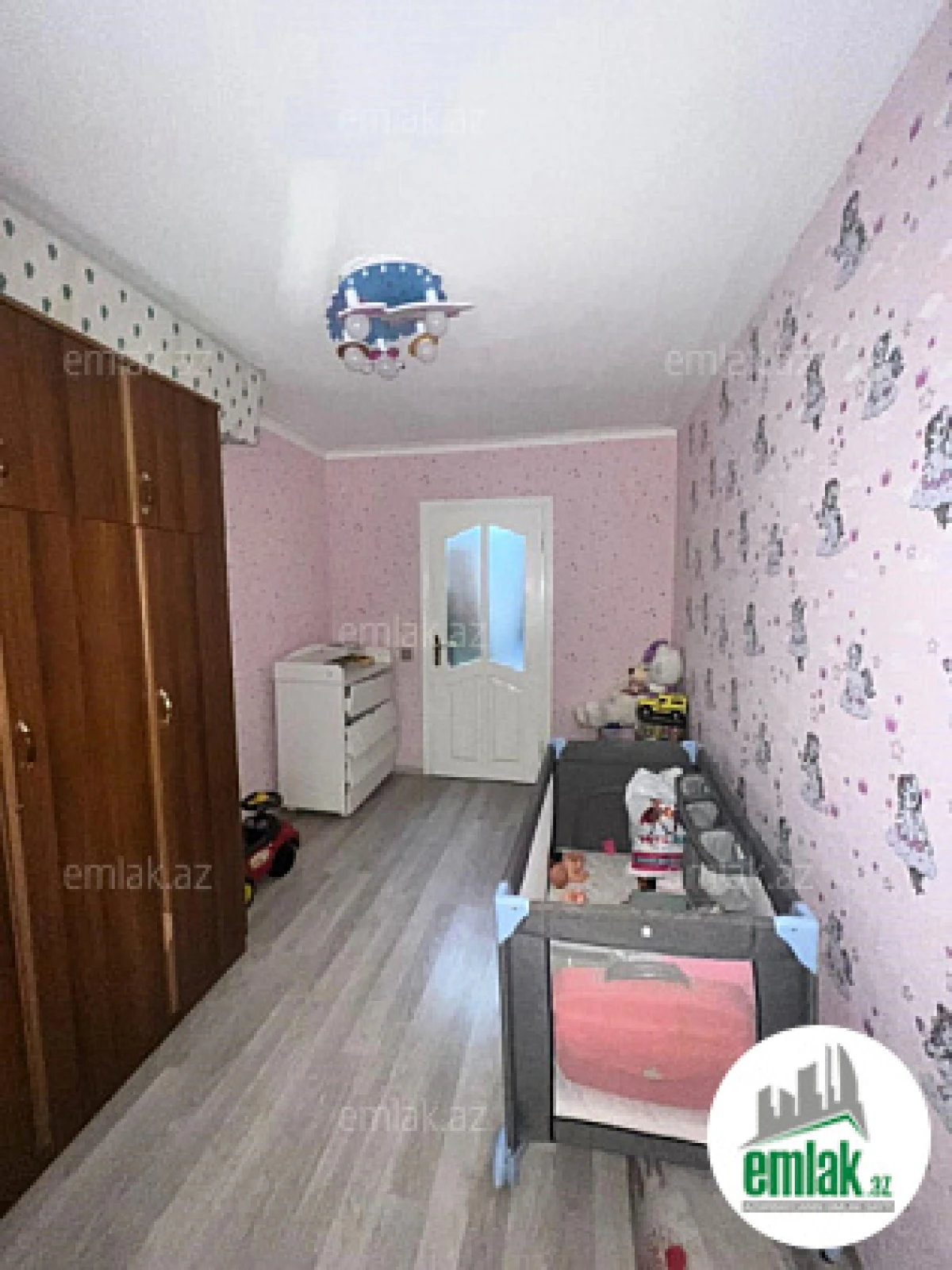 Satılır 3 otaqlı köhnə tikili 72 m²