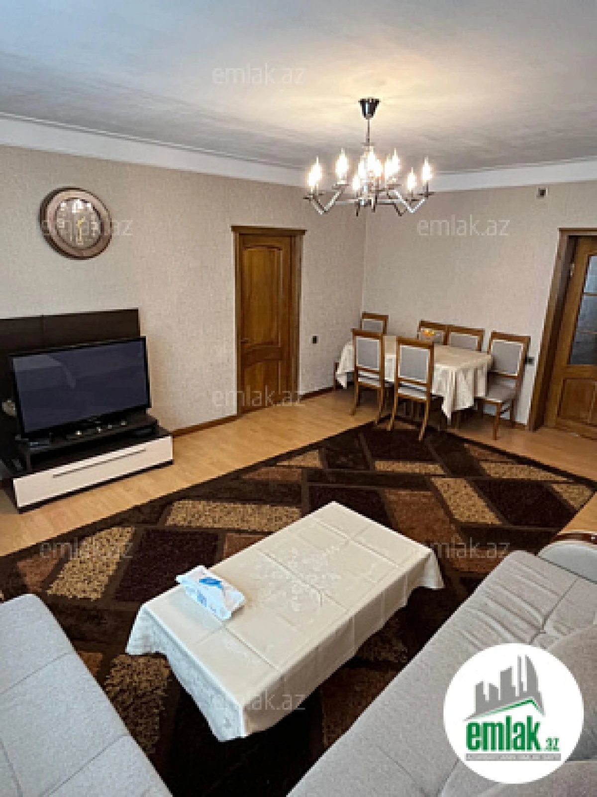 Satılır 4 otaqlı köhnə tikili 90 m²