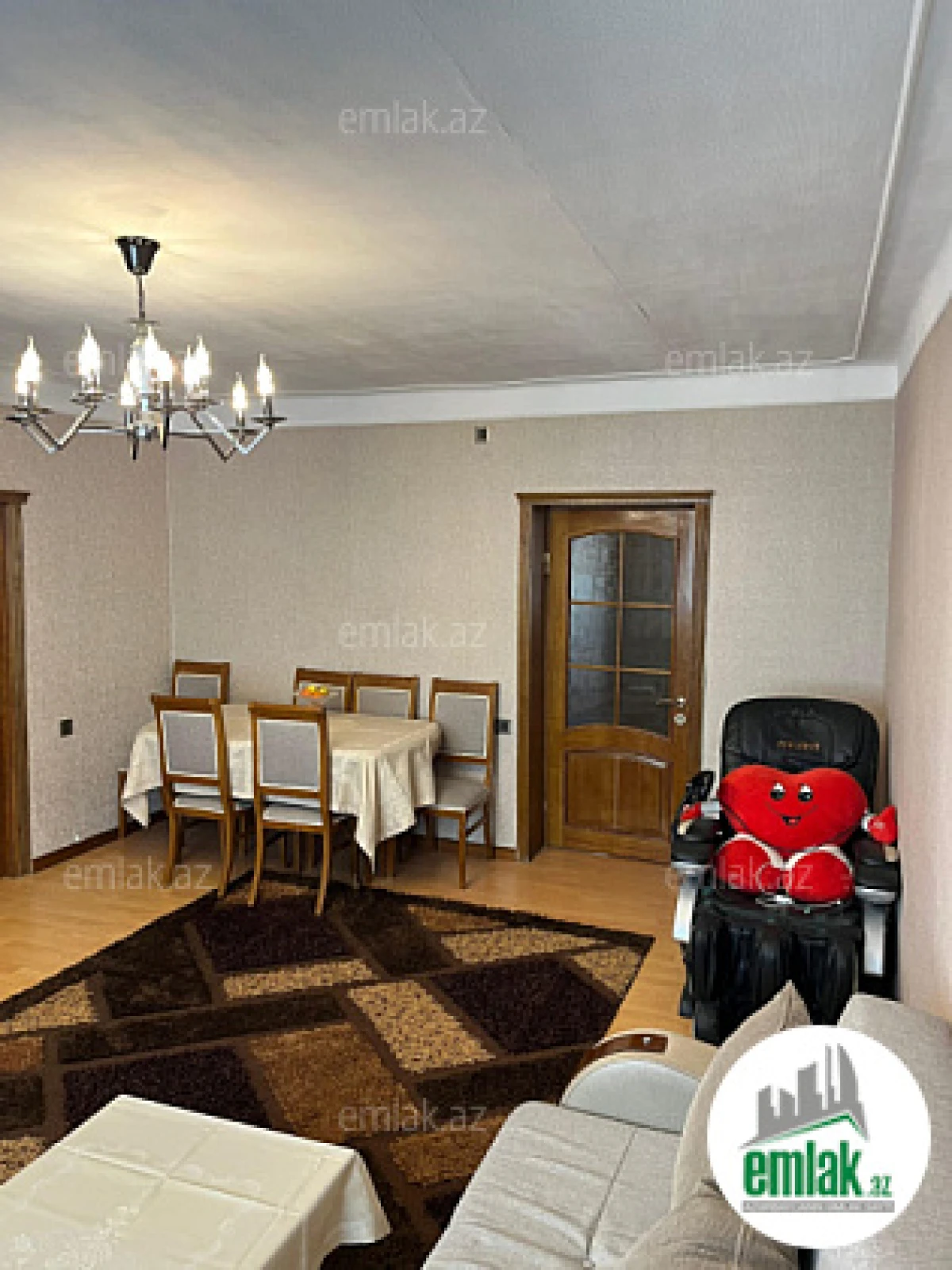 Satılır 4 otaqlı köhnə tikili 90 m²