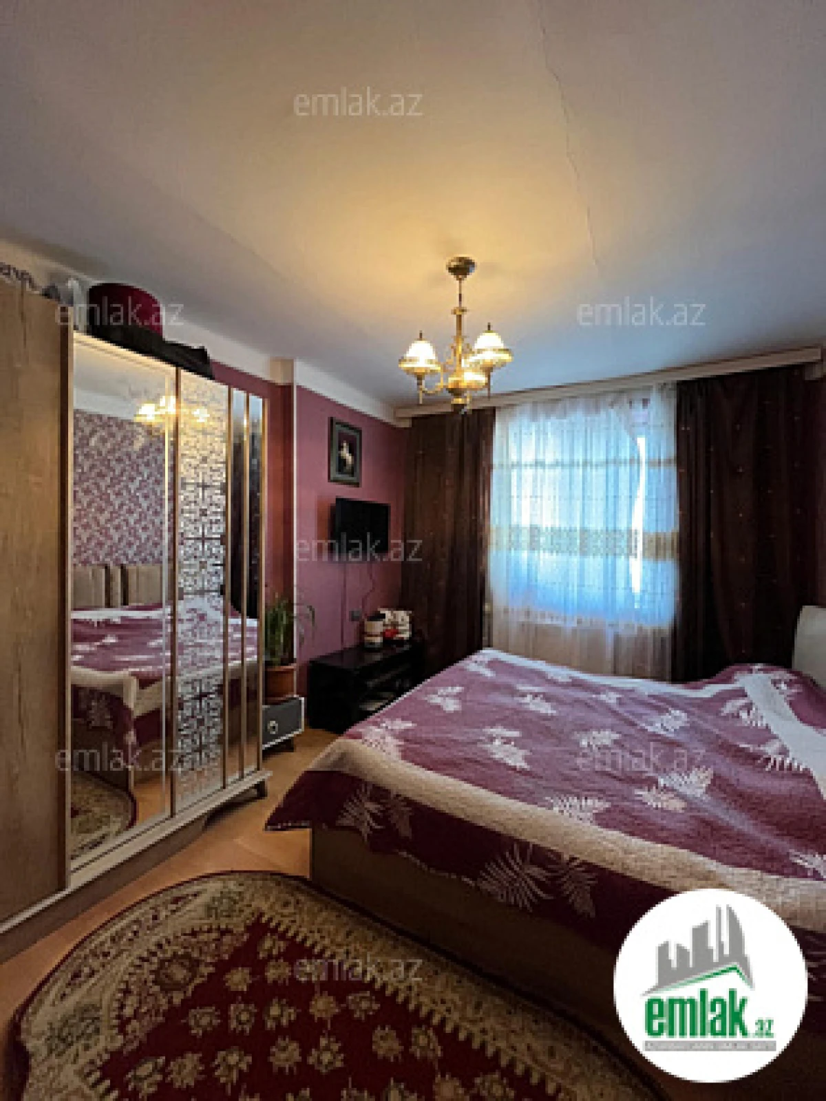 Satılır 4 otaqlı köhnə tikili 90 m²