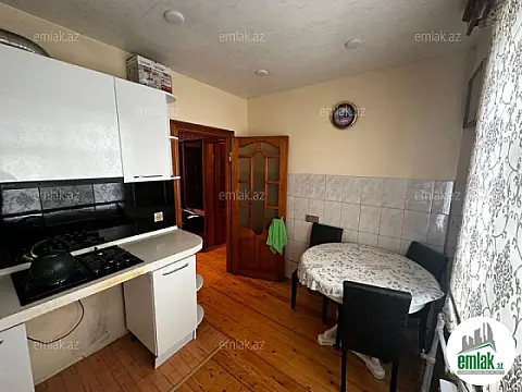 Satılır 3 otaqlı köhnə tikili 65 m²