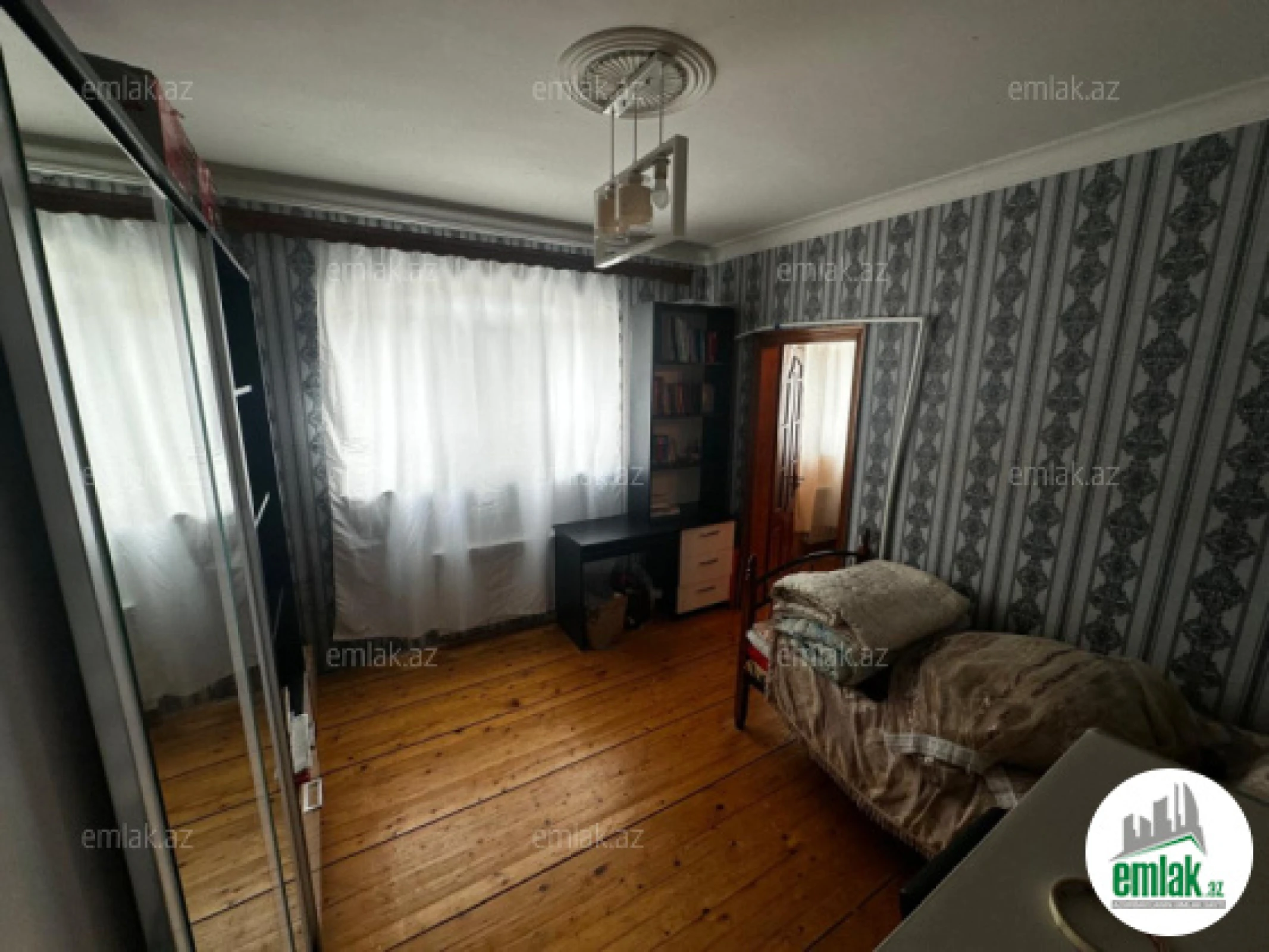 Satılır 3 otaqlı köhnə tikili 65 m²