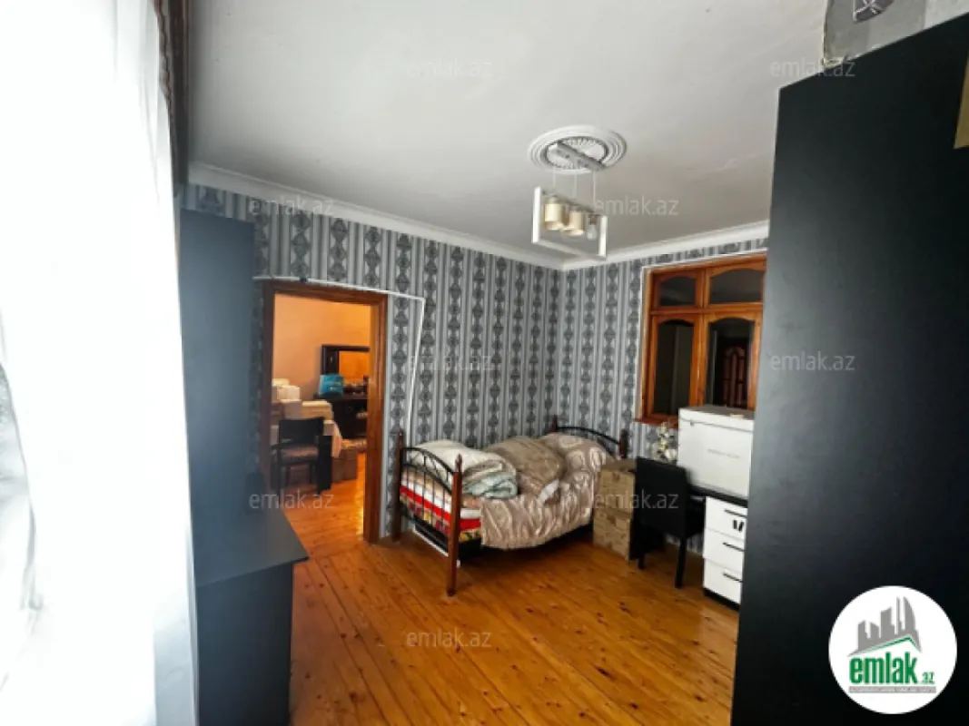 Satılır 3 otaqlı köhnə tikili 65 m²