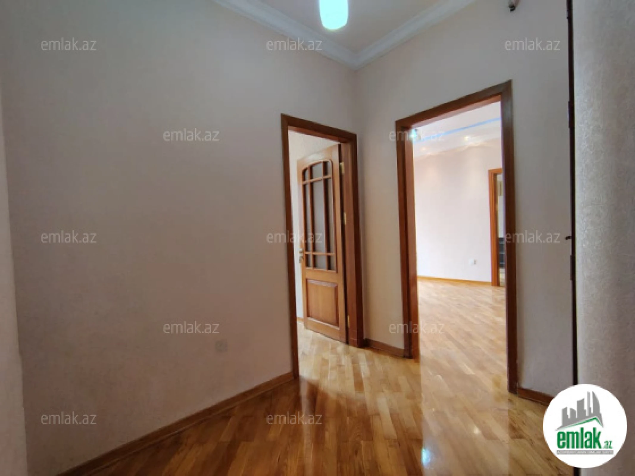 Satılır 2 otaqlı yeni tikili 60 m²