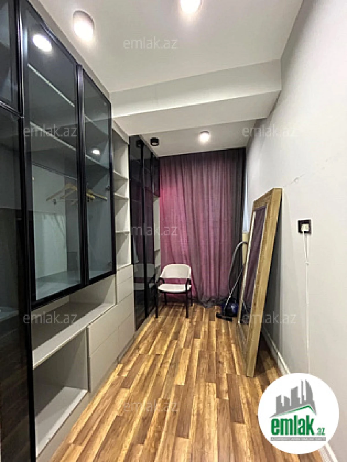 Satılır 3 otaqlı yeni tikili 74 m²