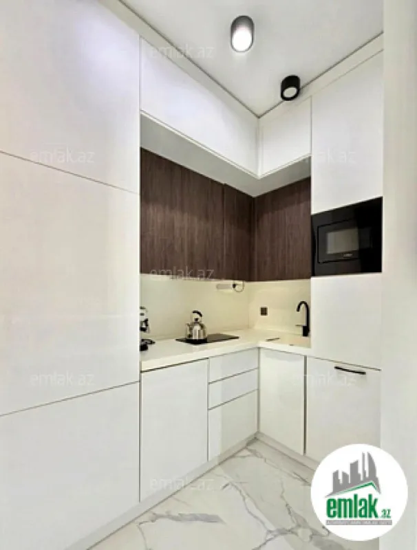 Satılır 3 otaqlı yeni tikili 74 m²