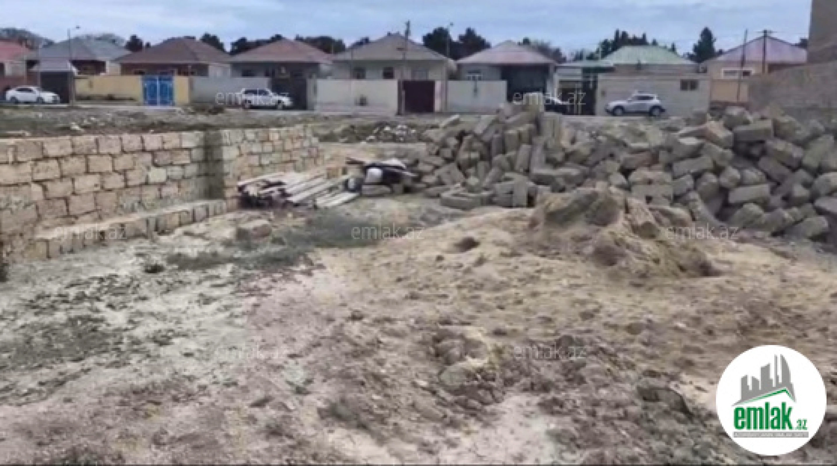 Satılır torpaq sahəsi 4 m²