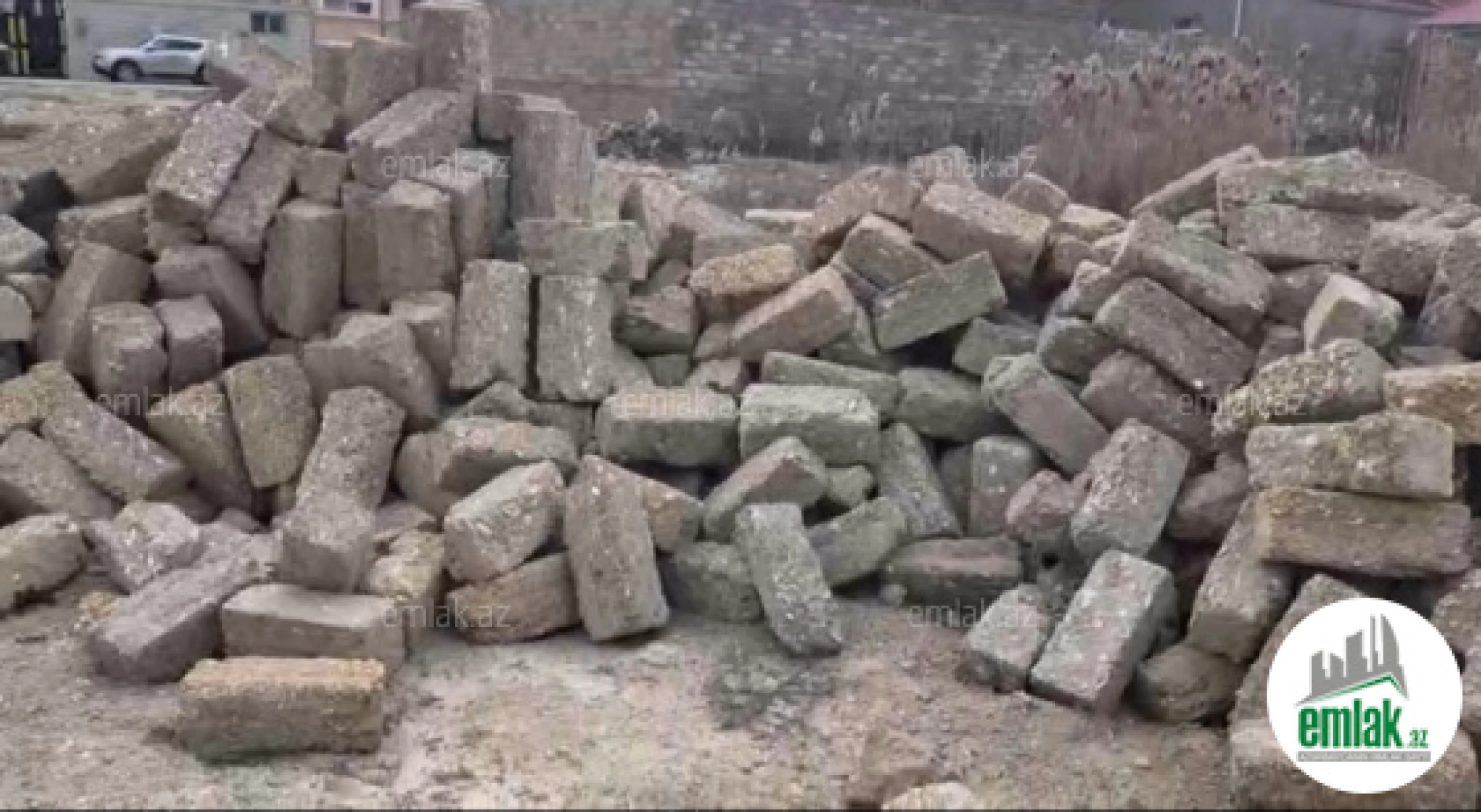 Satılır torpaq sahəsi 4 m²