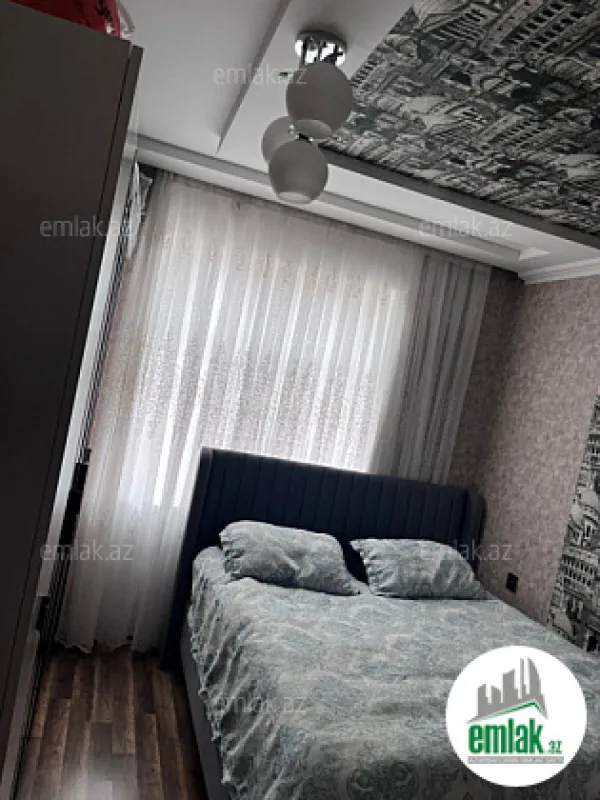 Satılır 2 otaqlı köhnə tikili 60 m²