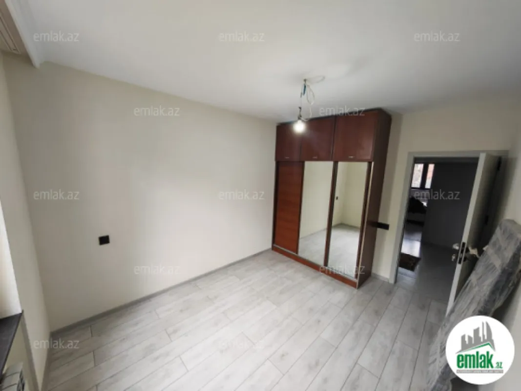 Satılır 3 otaqlı köhnə tikili 76 m²