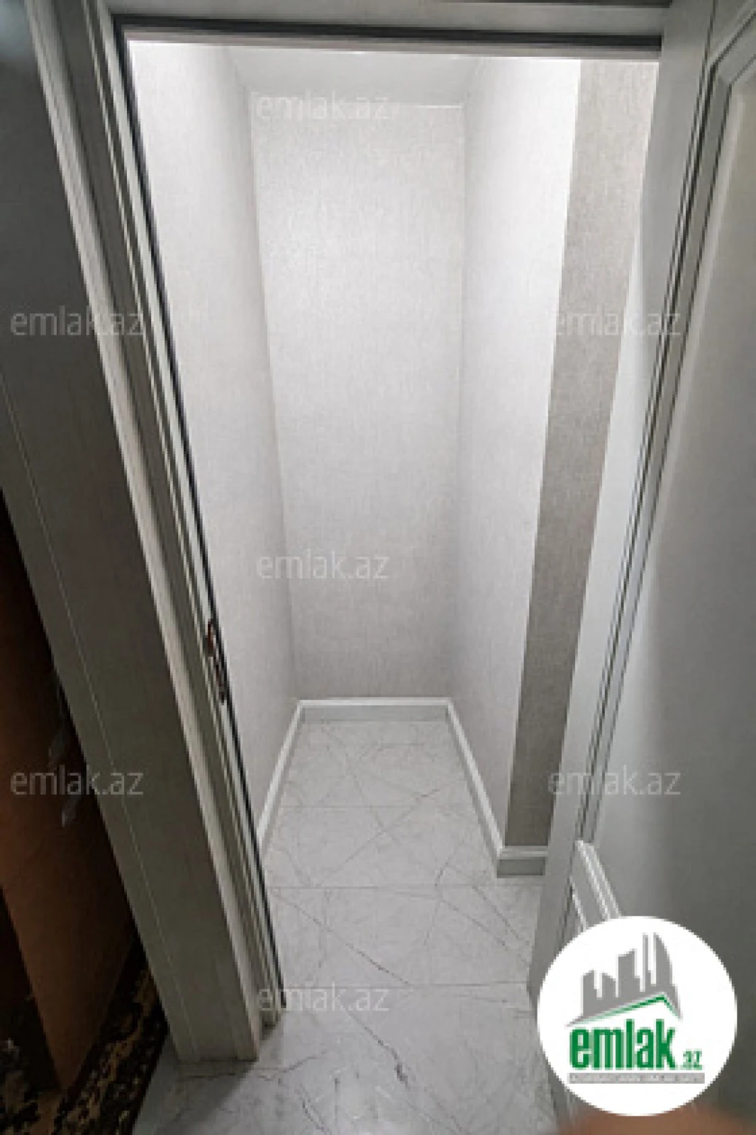 Satılır 3 otaqlı köhnə tikili 76 m²