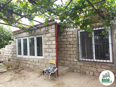 Satılır 3 otaqlı həyət evi 100 m² — Bakı 3 otaq 100.00 m²