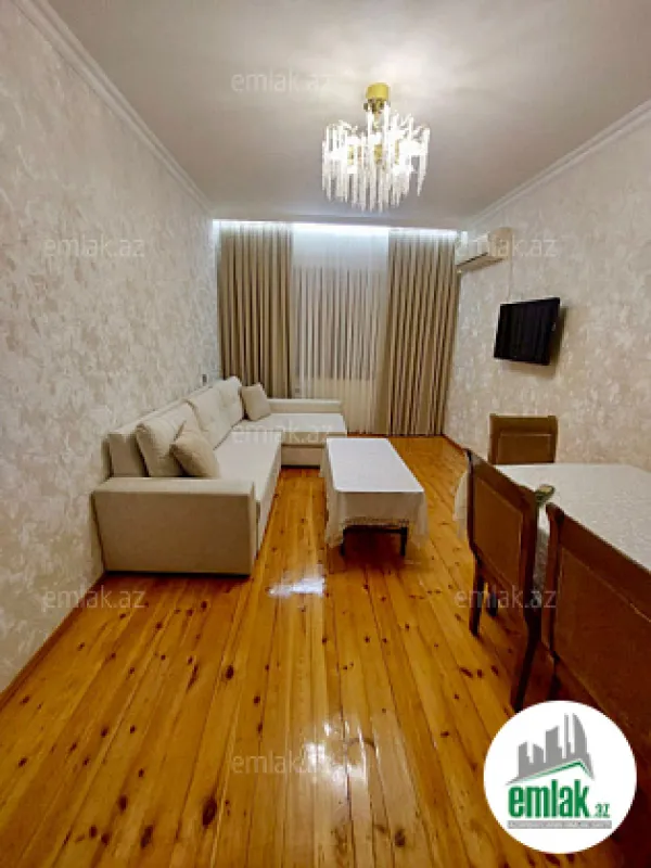 Satılır 3 otaqlı köhnə tikili 76 m²