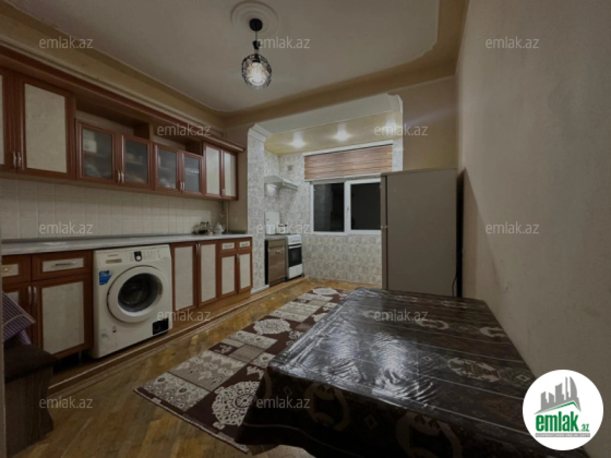 Satılır 3 otaqlı köhnə tikili 76 m²
