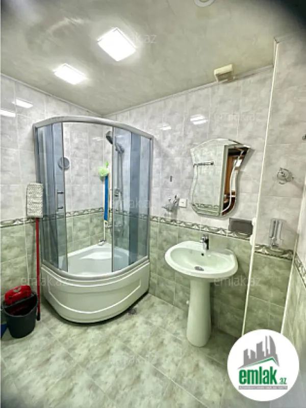 Satılır 2 otaqlı yeni tikili 93 m²