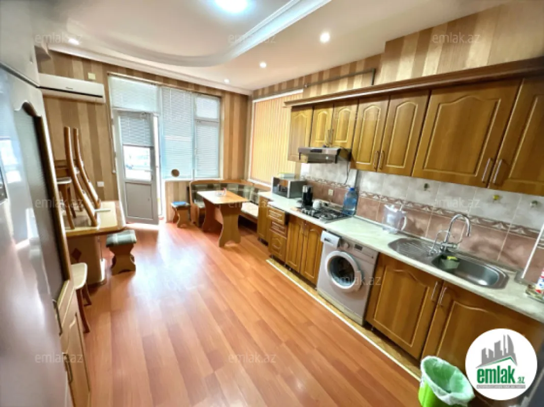 Satılır 2 otaqlı yeni tikili 93 m²