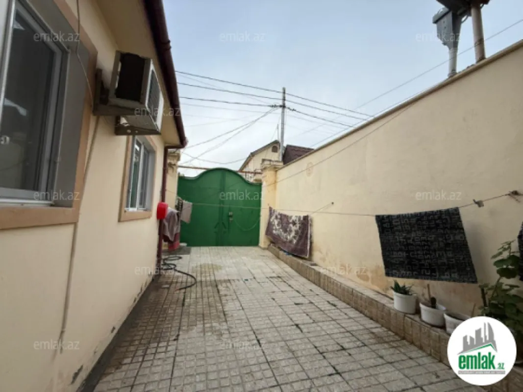 Satılır 3 otaqlı həyət evi 100 m²