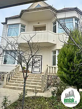Satılır 8 otaqlı həyət evi 330 m²