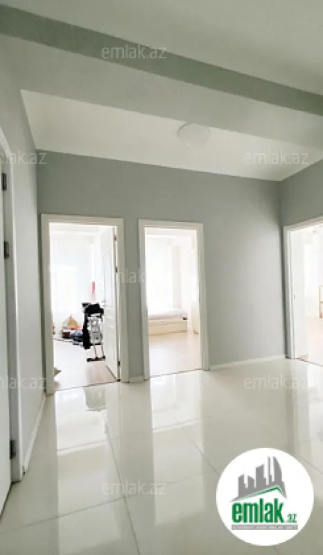 Satılır 3 otaqlı yeni tikili 135 m²