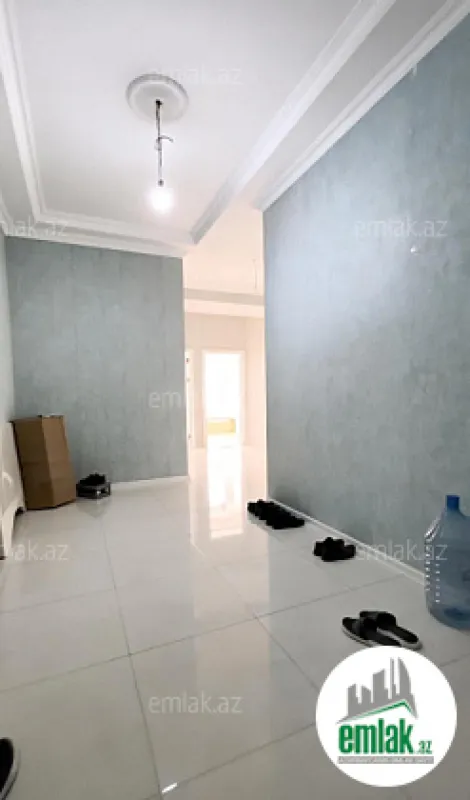 Satılır 3 otaqlı yeni tikili 135 m²
